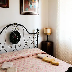 affittacamere-stazione-pisa-centro.it-tuscanyhotel.com/